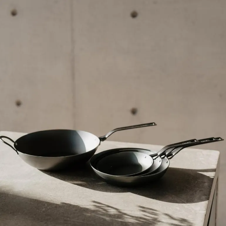 Blacksteel karbonstål stekepanne 24 cm svart