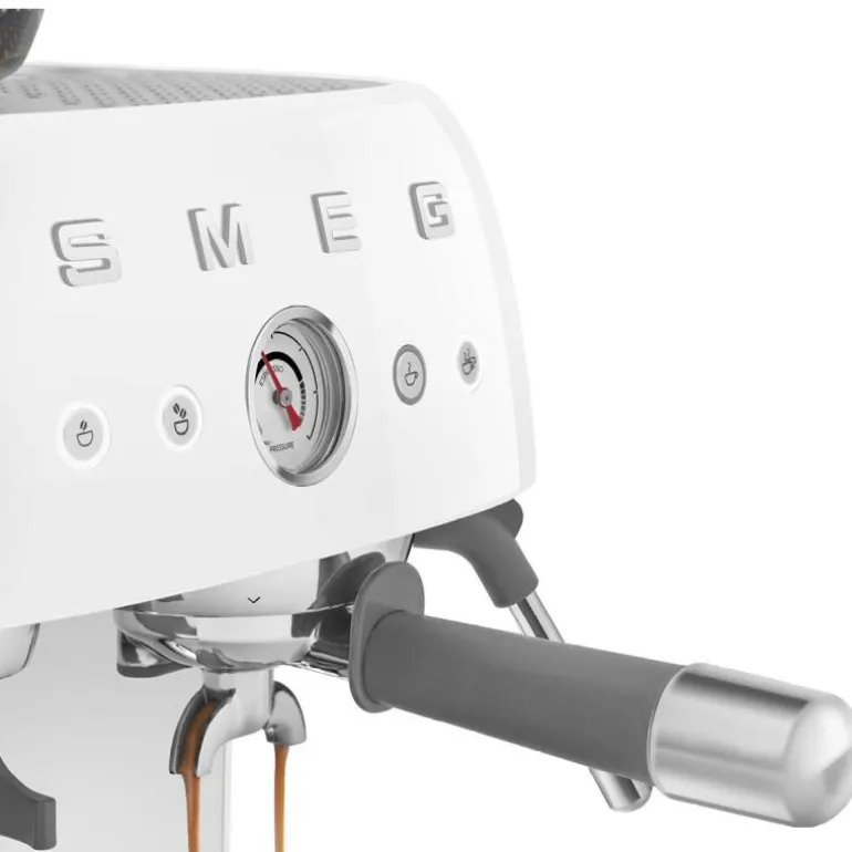 Espressomaskin EGF03 2,4L m/kaffekvern hvit