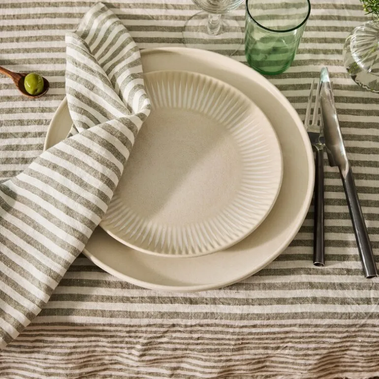 Granada tallerken 22 cm krem