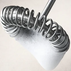 Melkeskummer med holder krem