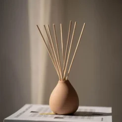 Reed diffuser brun