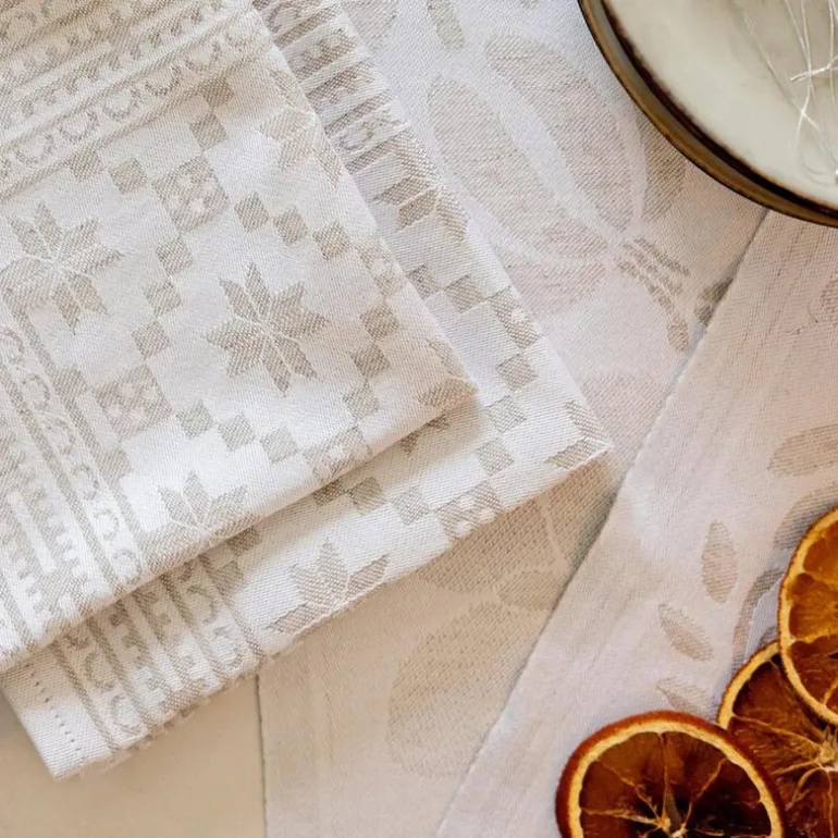 Åttebladrose serviett 35x35 beige