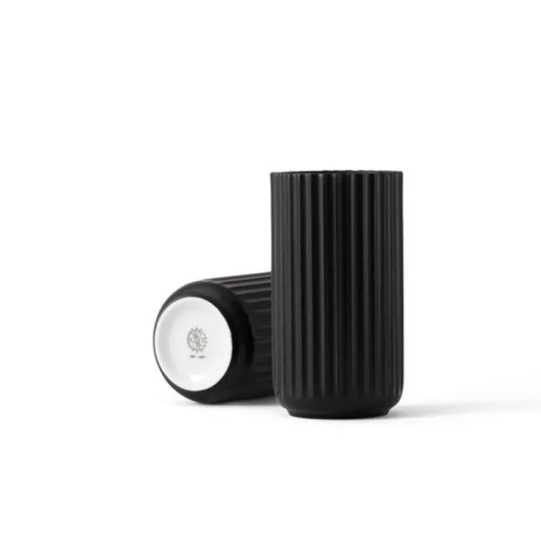 Vase 15,5 cm svart