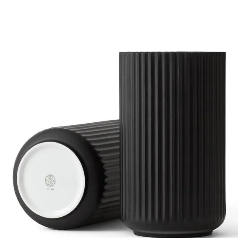 Vase 31 svart